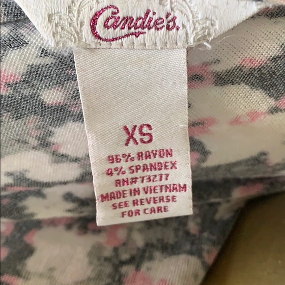 Floral top - Picture 2 of 2